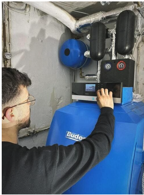 Heizungsanlage im Technikraum