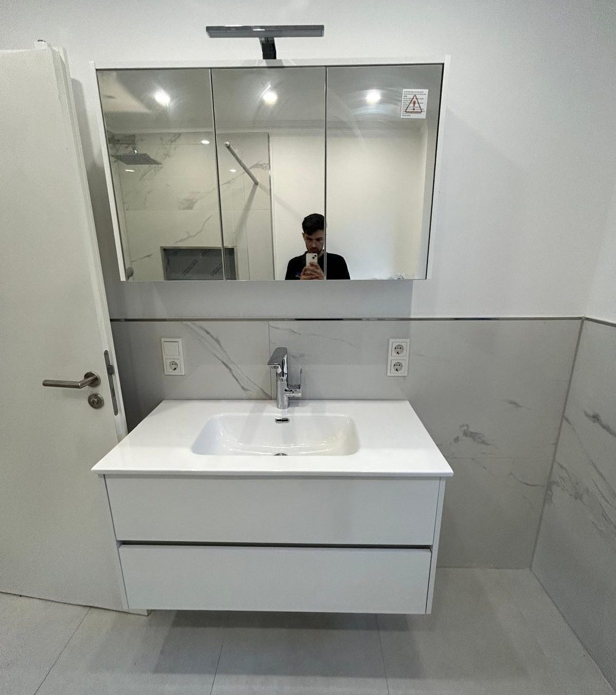 PHOTO-2025-03-04-22-33-38