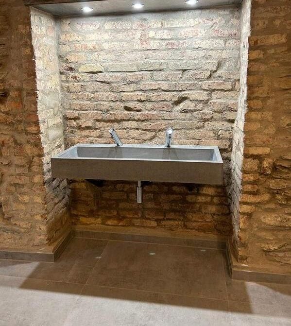 PHOTO-2025-03-04-22-36-22 (2) (1)